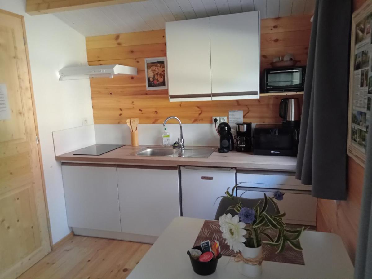 Chalet "Le Petit Olivier" Gites Appart 'Hotel L'Echappee Belle D'Aubenas Logement 2 Sur 3 Ngoại thất bức ảnh